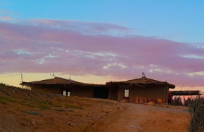Giza Mudhouse Egypt Fayoum Desert Road 20 Minutes From Haram Giza Pyramids offering Accomodation 3 Nights for 2 persone including Driving from Airport iincluding Brekfast and dinner and visit pyramids